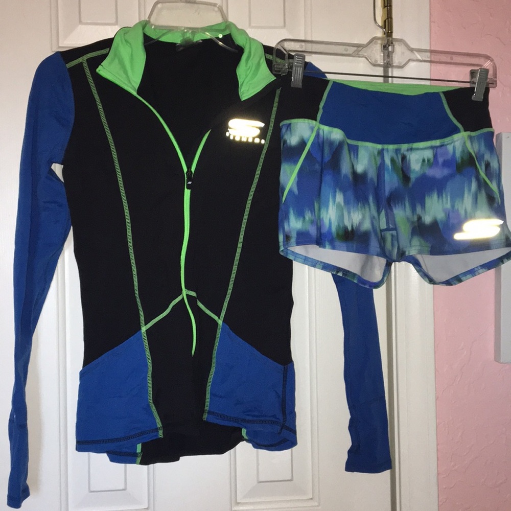 Skechers Performance jacket/shorts set || small